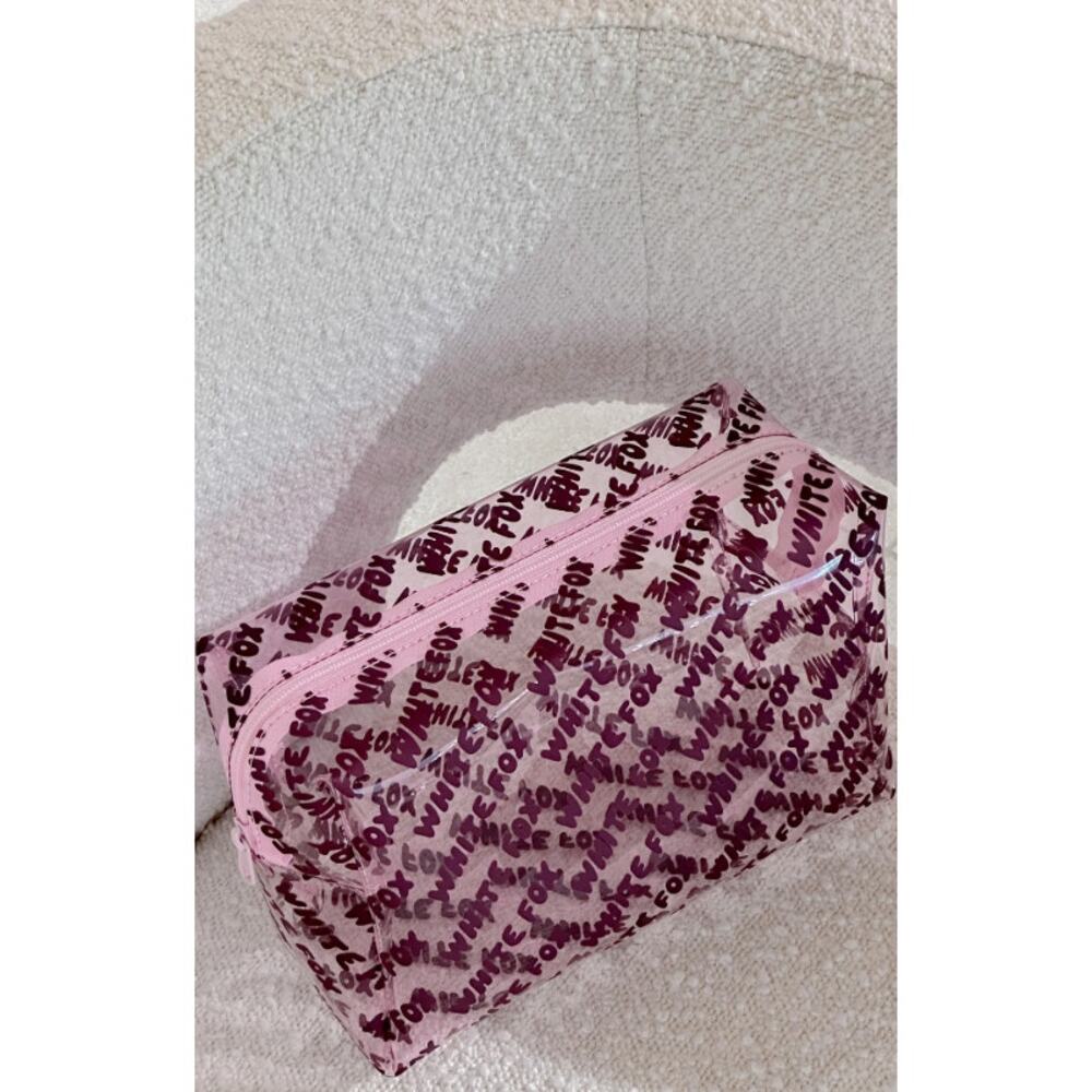 NWT‎ White Fox Offstage Cosmetic Case in Cupcake